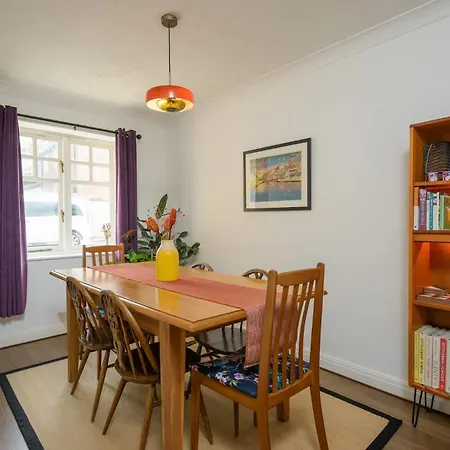 Townhouse On The River Decking & Private Parking Bristol