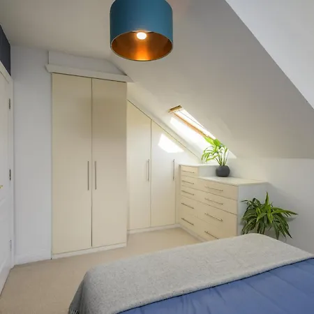 Hébergement de vacances Townhouse On The River Decking & Private Parking *